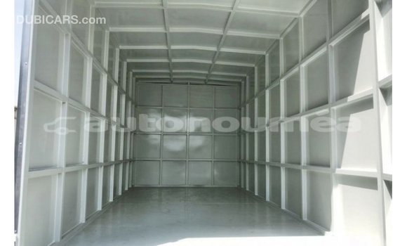 Buy Import Hino 300 Series White Truck in Import - Dubai in Iles Buy Import Hino 300 Series White Truck in Import - Dubai in Iles