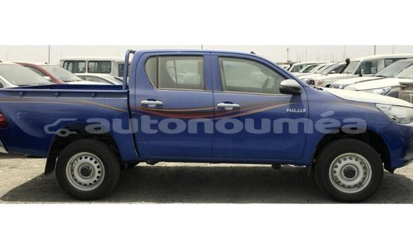 Buy Import Toyota Hilux Blue Car in Import - Dubai in Iles Buy Import Toyota Hilux Blue Car in Import - Dubai in Iles