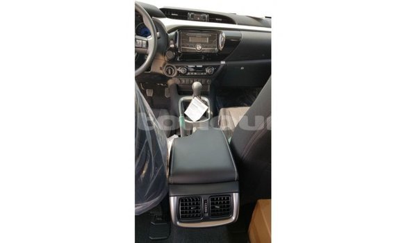 Buy Import Toyota Hilux Blue Car in Import - Dubai in Iles Buy Import Toyota Hilux Blue Car in Import - Dubai in Iles
