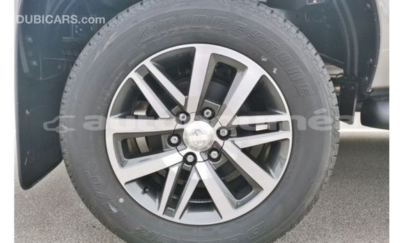 Buy Import Toyota Hilux Other Car in Import - Dubai in Iles Buy Import Toyota Hilux Other Car in Import - Dubai in Iles