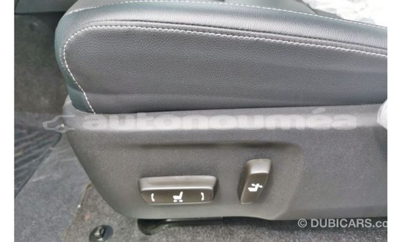 Buy Import Toyota Hilux Other Car in Import - Dubai in Iles Buy Import Toyota Hilux Other Car in Import - Dubai in Iles