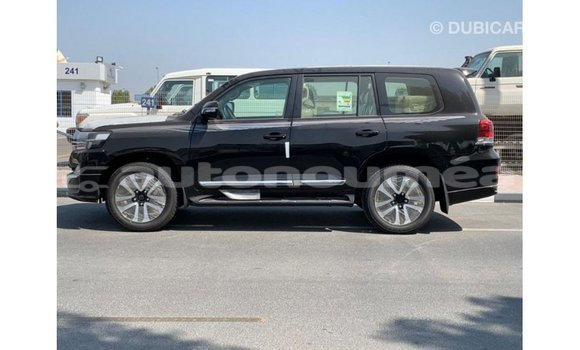 Buy Import Toyota Land Cruiser Black Car in Import - Dubai in Iles Buy Import Toyota Land Cruiser Black Car in Import - Dubai in Iles