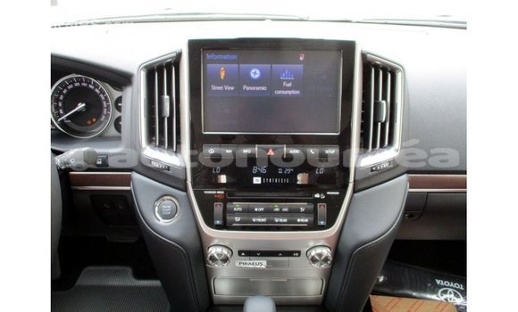 Buy Import Toyota Land Cruiser Black Car in Import - Dubai in Iles Buy Import Toyota Land Cruiser Black Car in Import - Dubai in Iles