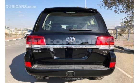 Acheter Import Voiture Toyota Land Cruiser Noir à Import - Dubai, Iles Acheter Import Voiture Toyota Land Cruiser Noir à Import - Dubai, Iles