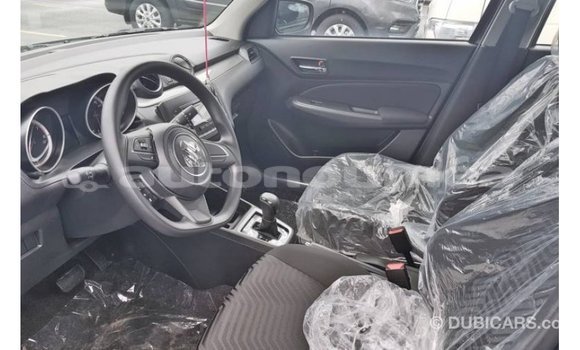 Acheter Import Voiture Suzuki Swift Bleu à Import - Dubai, Iles Acheter Import Voiture Suzuki Swift Bleu à Import - Dubai, Iles