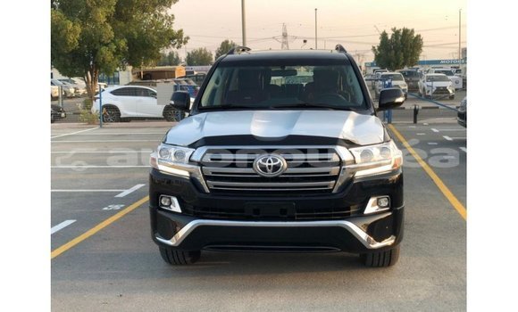 Buy Import Toyota Land Cruiser Black Car in Import - Dubai in Iles Buy Import Toyota Land Cruiser Black Car in Import - Dubai in Iles