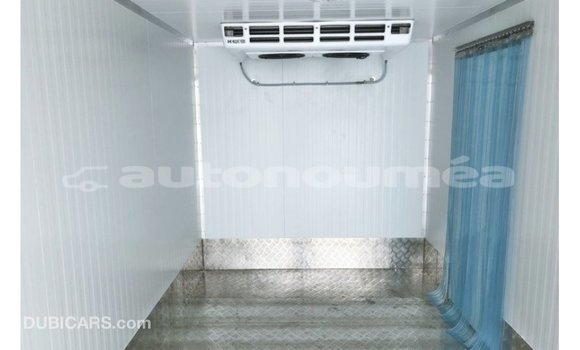 Buy Import Hino 300 Series White Truck in Import - Dubai in Iles Buy Import Hino 300 Series White Truck in Import - Dubai in Iles