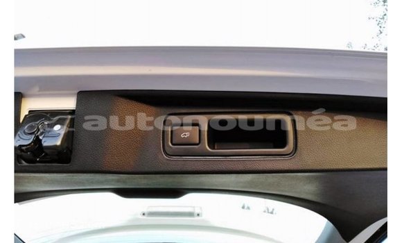 Acheter Import Voiture Toyota Fortuner Blanc à Import - Dubai, Iles Acheter Import Voiture Toyota Fortuner Blanc à Import - Dubai, Iles