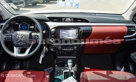 Buy Import Toyota Hilux Other Car in Import - Dubai in Iles Buy Import Toyota Hilux Other Car in Import - Dubai in Iles