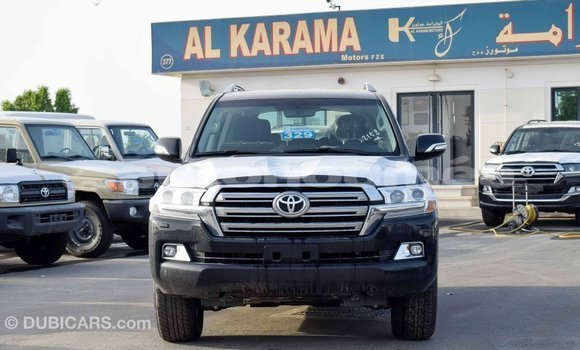 Buy Import Toyota Land Cruiser Black Car in Import - Dubai in Iles Buy Import Toyota Land Cruiser Black Car in Import - Dubai in Iles