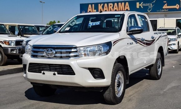 Buy Import Toyota Hilux White Car in Import - Dubai in Iles Buy Import Toyota Hilux White Car in Import - Dubai in Iles