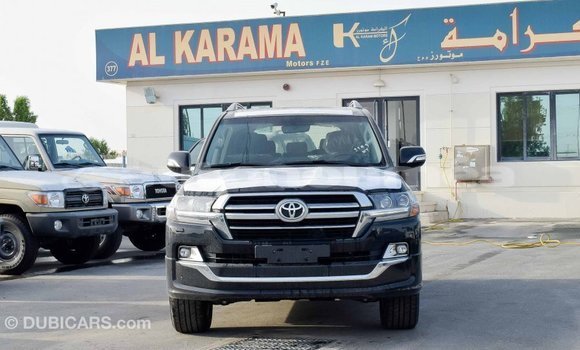 Buy Import Toyota Land Cruiser Black Car in Import - Dubai in Iles Buy Import Toyota Land Cruiser Black Car in Import - Dubai in Iles