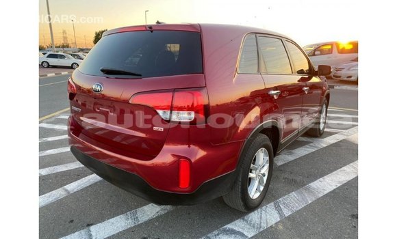 Acheter Import Voiture Kia Sorento Rouge à Import - Dubai, Iles Acheter Import Voiture Kia Sorento Rouge à Import - Dubai, Iles
