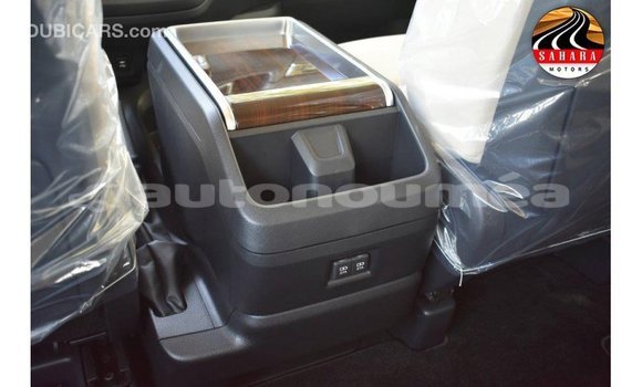 Acheter Import Voiture Toyota Granvia Blanc à Import - Dubai, Iles Acheter Import Voiture Toyota Granvia Blanc à Import - Dubai, Iles