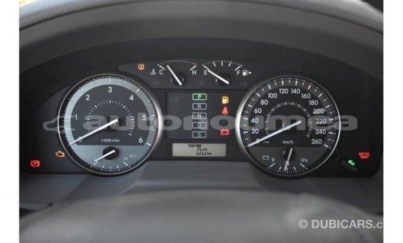 Buy Import Toyota Land Cruiser White Car in Import - Dubai in Iles Buy Import Toyota Land Cruiser White Car in Import - Dubai in Iles
