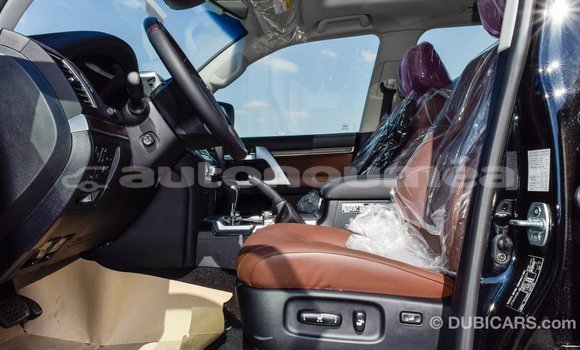 Acheter Import Voiture Toyota Land Cruiser Noir à Import - Dubai, Iles Acheter Import Voiture Toyota Land Cruiser Noir à Import - Dubai, Iles