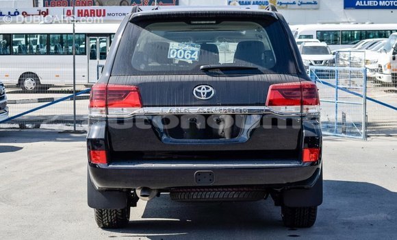 Acheter Import Voiture Toyota Land Cruiser Noir à Import - Dubai, Iles Acheter Import Voiture Toyota Land Cruiser Noir à Import - Dubai, Iles