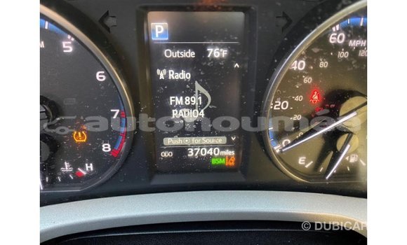 Acheter Import Utilitaire Toyota HiAce Autre à Import - Dubai, Iles Acheter Import Utilitaire Toyota HiAce Autre à Import - Dubai, Iles