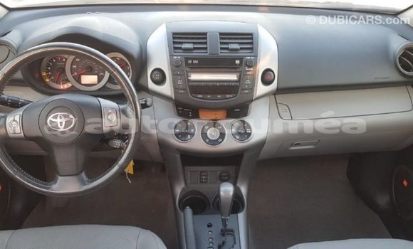 Acheter Import Utilitaire Toyota HiAce Autre à Import - Dubai, Iles Acheter Import Utilitaire Toyota HiAce Autre à Import - Dubai, Iles