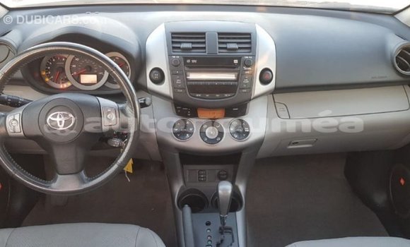 Acheter Import Utilitaire Toyota HiAce Autre à Import - Dubai, Iles Acheter Import Utilitaire Toyota HiAce Autre à Import - Dubai, Iles