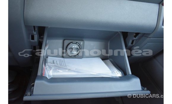 Acheter Import Voiture Toyota Land Cruiser Rouge à Import - Dubai, Iles Acheter Import Voiture Toyota Land Cruiser Rouge à Import - Dubai, Iles