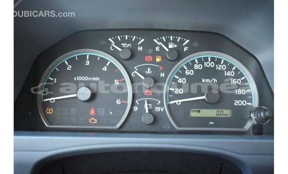 Acheter Import Voiture Toyota Land Cruiser Rouge à Import - Dubai, Iles Acheter Import Voiture Toyota Land Cruiser Rouge à Import - Dubai, Iles