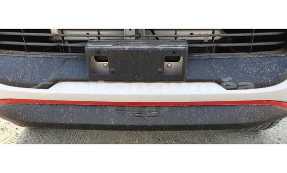 Acheter Import Voiture Toyota Hilux Blanc à Import - Dubai, Iles Acheter Import Voiture Toyota Hilux Blanc à Import - Dubai, Iles