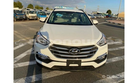 Acheter Import Voiture Hyundai Santa Fe Blanc à Import - Dubai, Iles Acheter Import Voiture Hyundai Santa Fe Blanc à Import - Dubai, Iles
