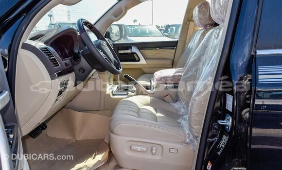 Buy Import Toyota Land Cruiser Black Car in Import - Dubai in Iles Buy Import Toyota Land Cruiser Black Car in Import - Dubai in Iles