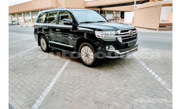 Acheter Import Voiture Toyota Land Cruiser Noir à Import - Dubai, Iles Acheter Import Voiture Toyota Land Cruiser Noir à Import - Dubai, Iles
