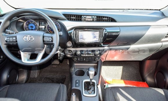 Buy Import Toyota Hilux Other Car in Import - Dubai in Iles Buy Import Toyota Hilux Other Car in Import - Dubai in Iles