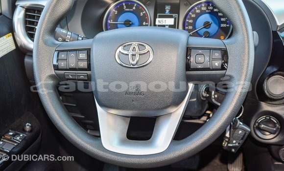 Buy Import Toyota Hilux Other Car in Import - Dubai in Iles Buy Import Toyota Hilux Other Car in Import - Dubai in Iles