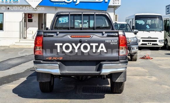 Buy Import Toyota Hilux Other Car in Import - Dubai in Iles Buy Import Toyota Hilux Other Car in Import - Dubai in Iles