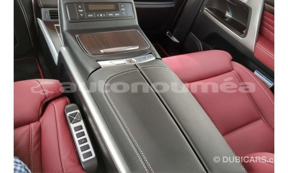 Acheter Import Voiture Toyota Land Cruiser Noir à Import - Dubai, Iles Acheter Import Voiture Toyota Land Cruiser Noir à Import - Dubai, Iles