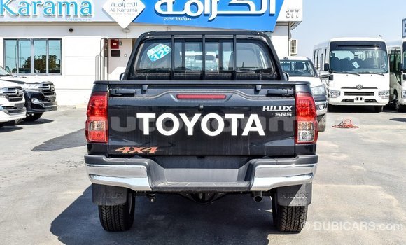Acheter Import Voiture Toyota Hilux Noir à Import - Dubai, Iles Acheter Import Voiture Toyota Hilux Noir à Import - Dubai, Iles