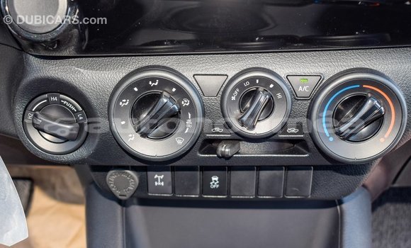 Buy Import Toyota Hilux Other Car in Import - Dubai in Iles Buy Import Toyota Hilux Other Car in Import - Dubai in Iles