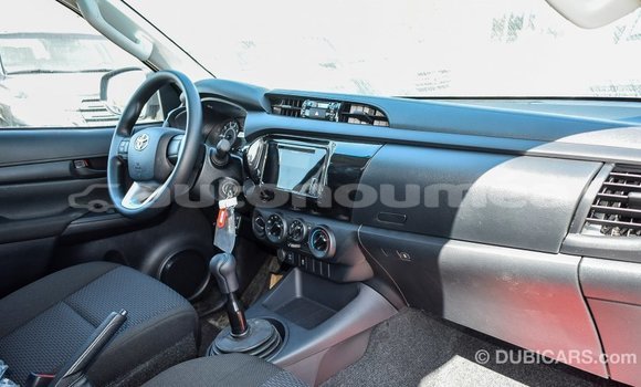 Buy Import Toyota Hilux Other Car in Import - Dubai in Iles Buy Import Toyota Hilux Other Car in Import - Dubai in Iles