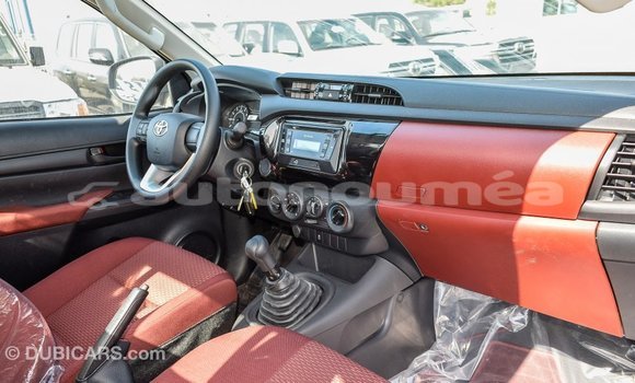 Buy Import Toyota Hilux Other Car in Import - Dubai in Iles Buy Import Toyota Hilux Other Car in Import - Dubai in Iles