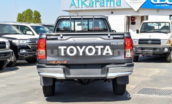 Buy Import Toyota Hilux Other Car in Import - Dubai in Iles Buy Import Toyota Hilux Other Car in Import - Dubai in Iles