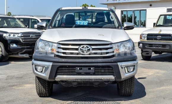 Buy Import Toyota Hilux Other Car in Import - Dubai in Iles Buy Import Toyota Hilux Other Car in Import - Dubai in Iles