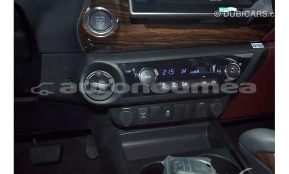 Buy Import Toyota Hilux Black Car in Import - Dubai in Iles Buy Import Toyota Hilux Black Car in Import - Dubai in Iles