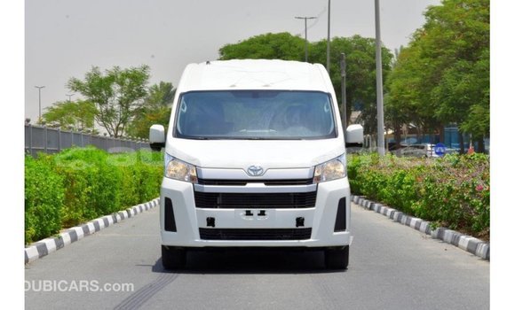 Buy Import Toyota Hiace White Car in Import - Dubai in Iles Buy Import Toyota Hiace White Car in Import - Dubai in Iles