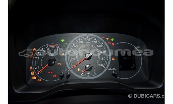 Buy Import Toyota Hiace White Car in Import - Dubai in Iles Buy Import Toyota Hiace White Car in Import - Dubai in Iles