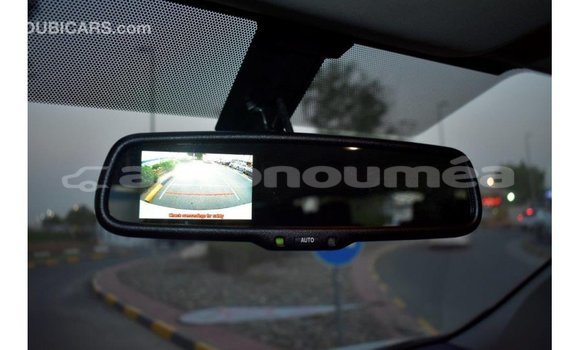 Buy Import Toyota Hiace White Car in Import - Dubai in Iles Buy Import Toyota Hiace White Car in Import - Dubai in Iles