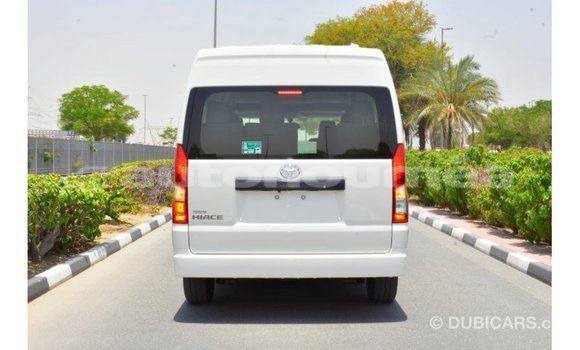 Buy Import Toyota Hiace White Car in Import - Dubai in Iles Buy Import Toyota Hiace White Car in Import - Dubai in Iles