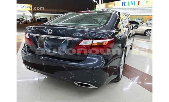 Buy Import Lexus LS Other Car in Import - Dubai in Iles Buy Import Lexus LS Other Car in Import - Dubai in Iles