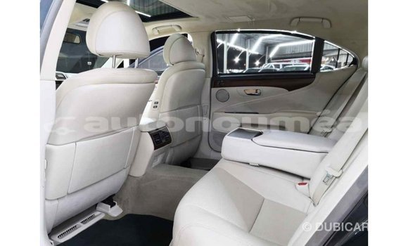 Buy Import Lexus LS Other Car in Import - Dubai in Iles Buy Import Lexus LS Other Car in Import - Dubai in Iles