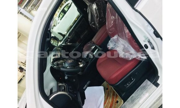 Acheter Import Voiture Lexus GS Blanc à Import - Dubai, Iles Acheter Import Voiture Lexus GS Blanc à Import - Dubai, Iles