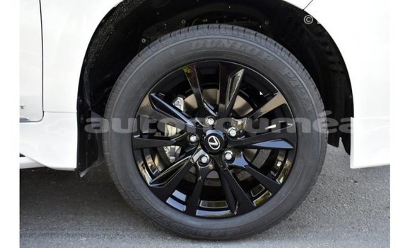 Acheter Import Voiture Lexus LX Blanc à Import - Dubai, Iles Acheter Import Voiture Lexus LX Blanc à Import - Dubai, Iles