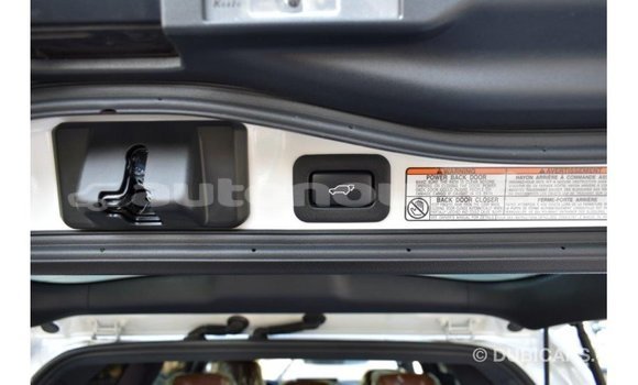 Acheter Import Voiture Lexus LX Blanc à Import - Dubai, Iles Acheter Import Voiture Lexus LX Blanc à Import - Dubai, Iles